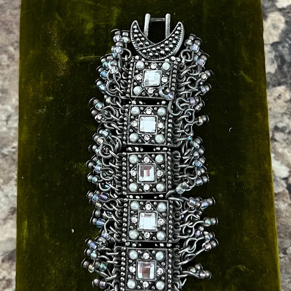 Quartz Women's Beaded Watch - Picture 2 of 5